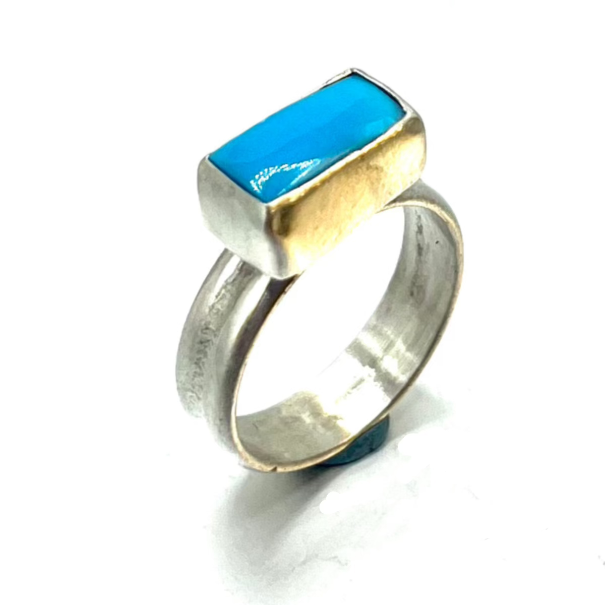 Kingman Turquoise Geometric Sterling Silver Ring – Handcrafted Southwest-Inspired Jewelry