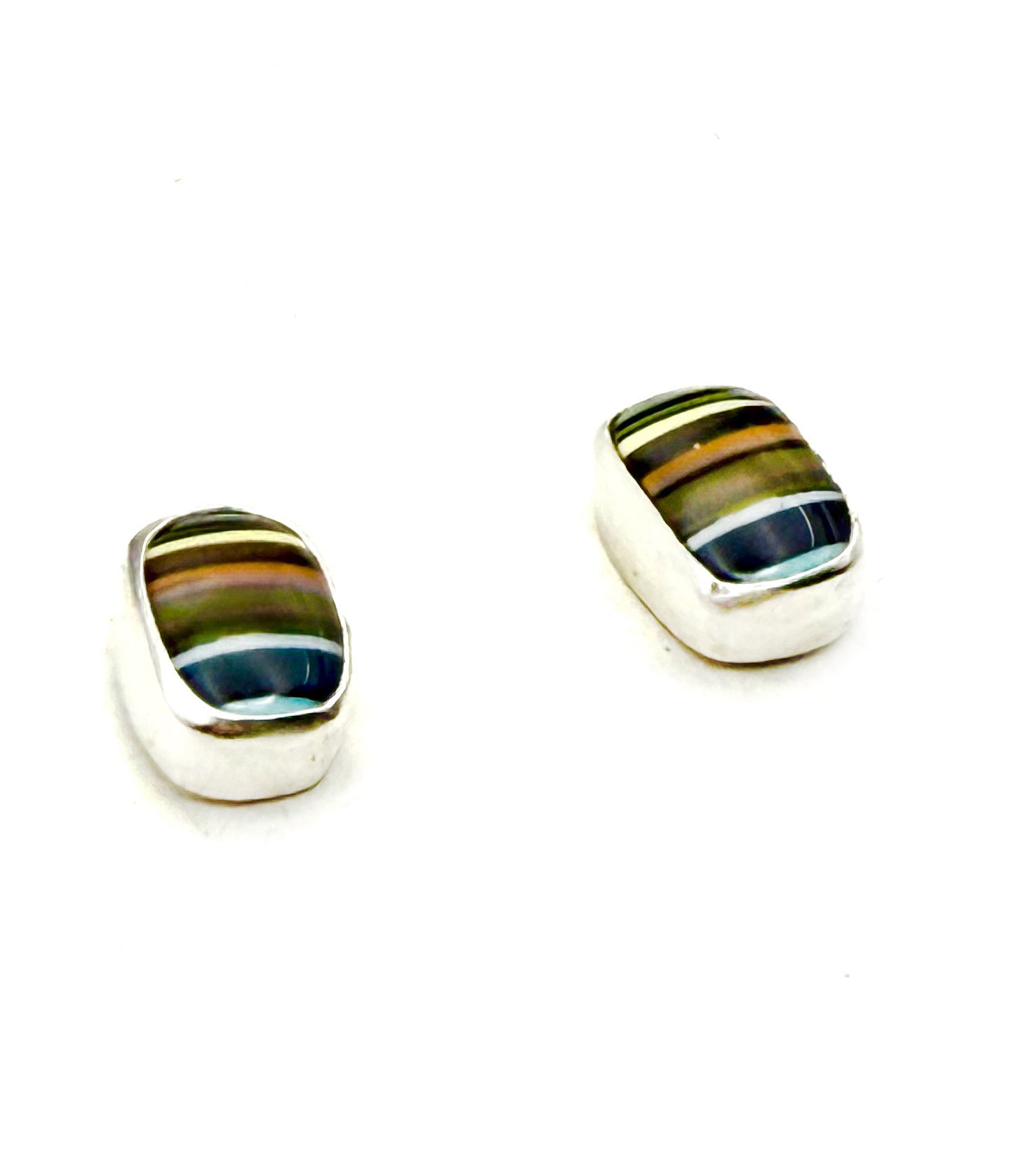 Round Surfite Studs 1