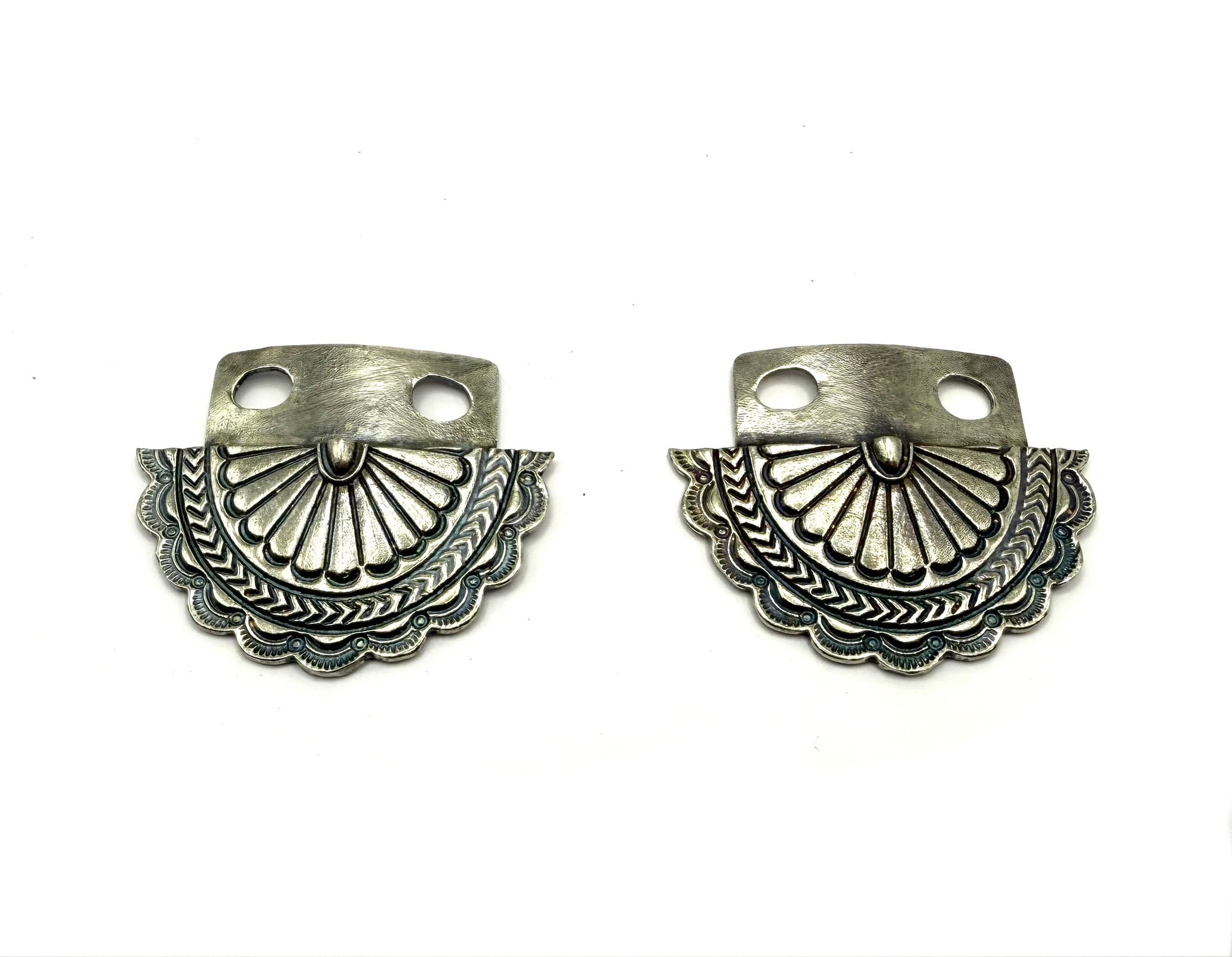 White or Yellow Brass Boot Conchas – Lace-In Western Accents