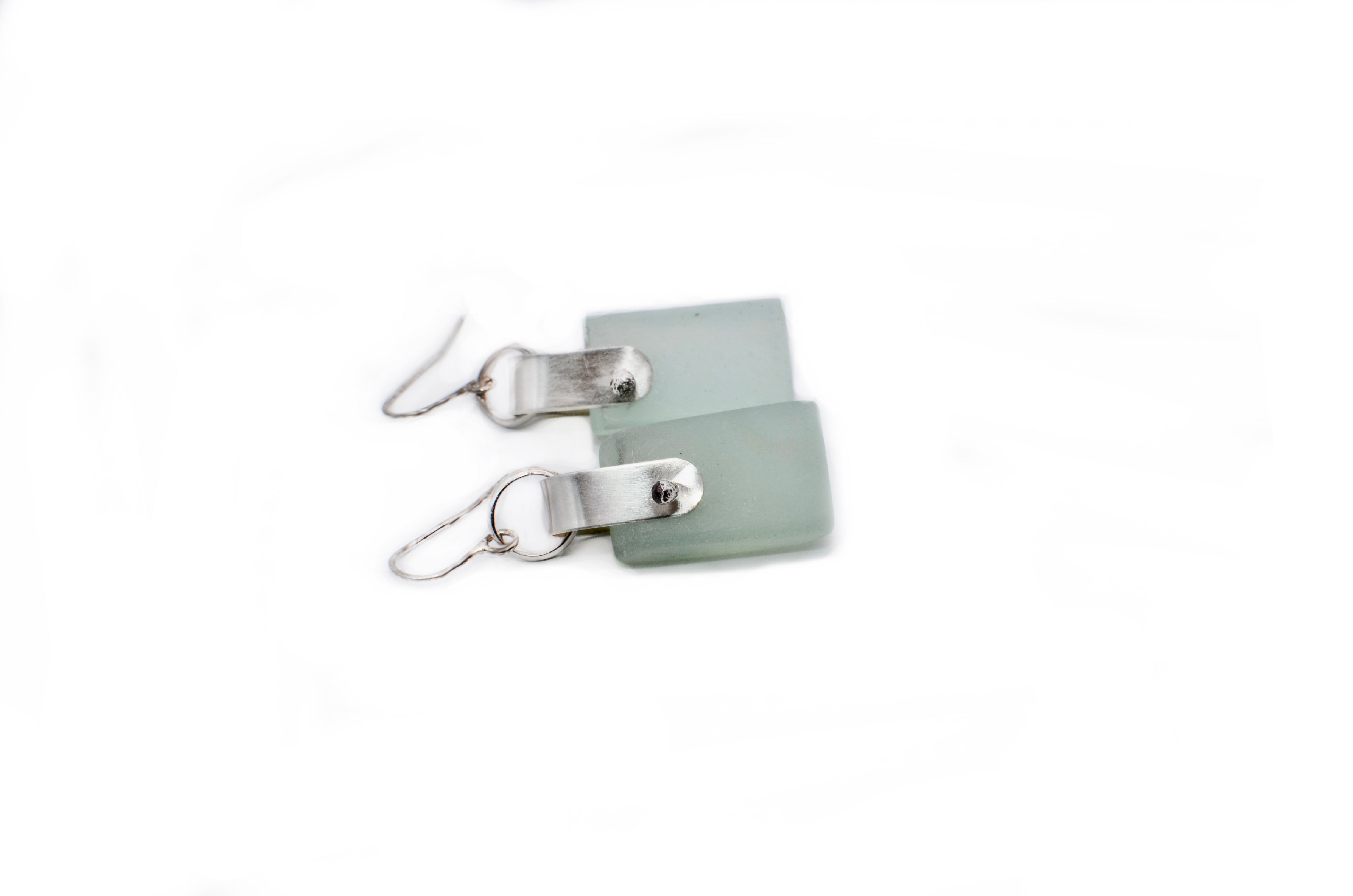 Rough-Cut Chalcedony Earrings with Kinetic Sterling Silver Dangles